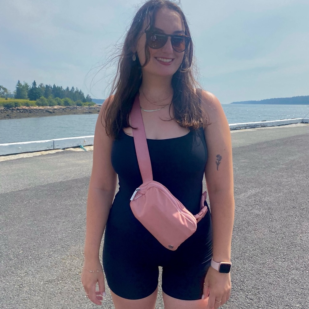 Meet your Posher, Claudia